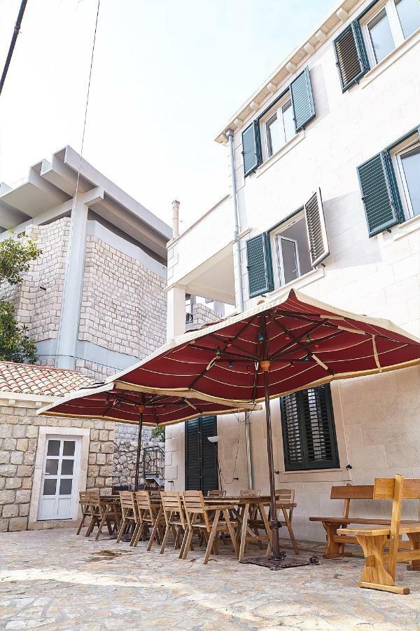Love Dubrovnik Hostel Exteriör bild